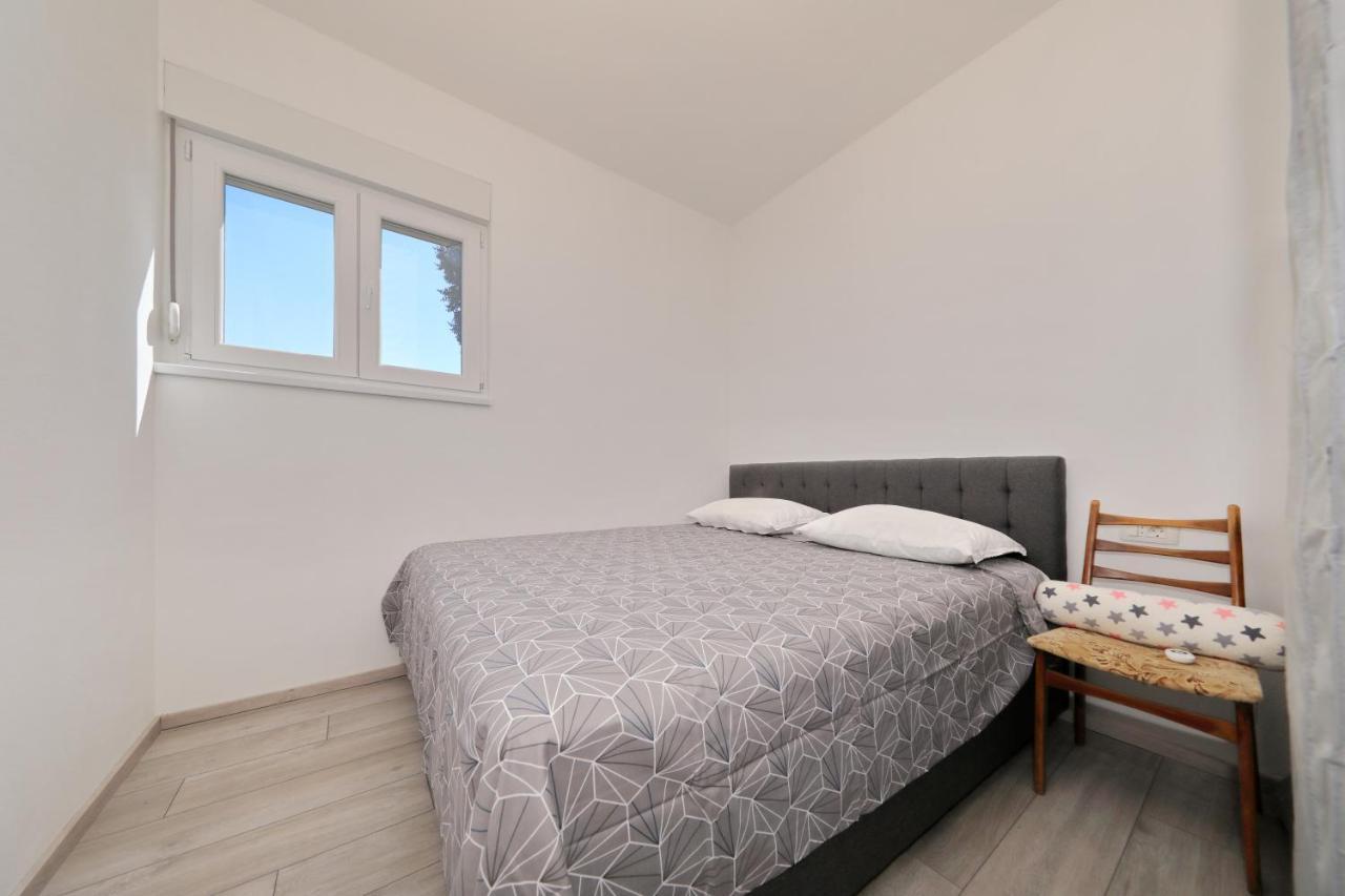 The Oasis Apartment Zadar Bagian luar foto